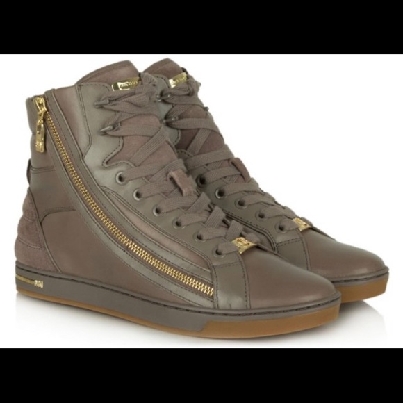 Shoes - Picture 1 of 10